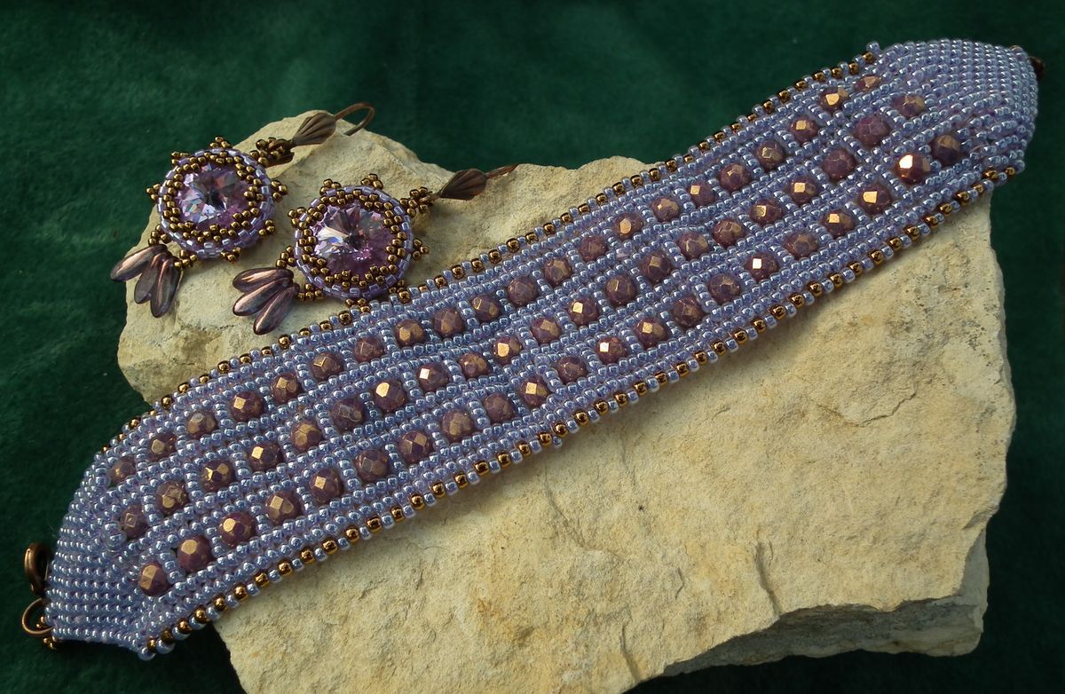 Lila hering_karkötő.jpg