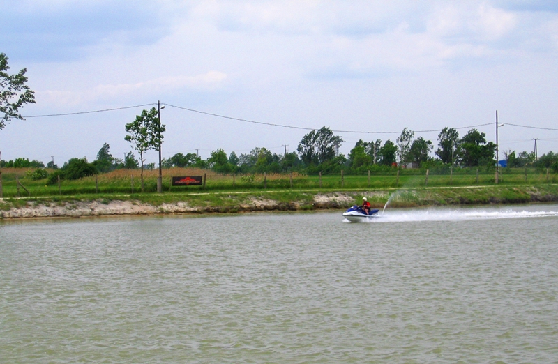 jet-sky-3.jpg