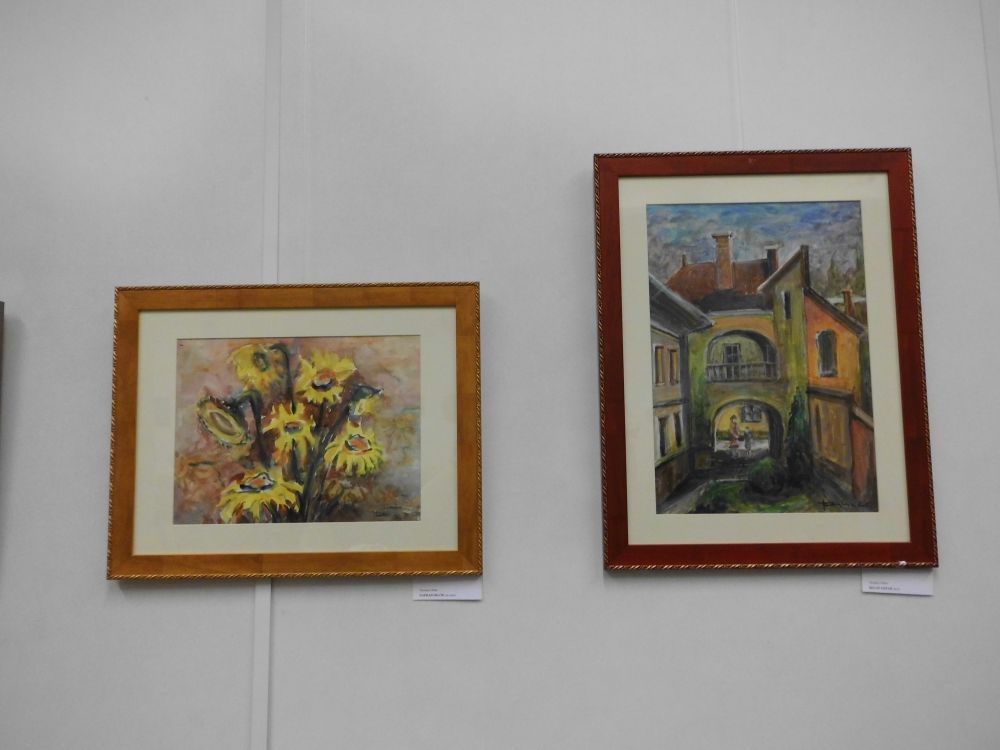 Tájképek a falakon.JPG