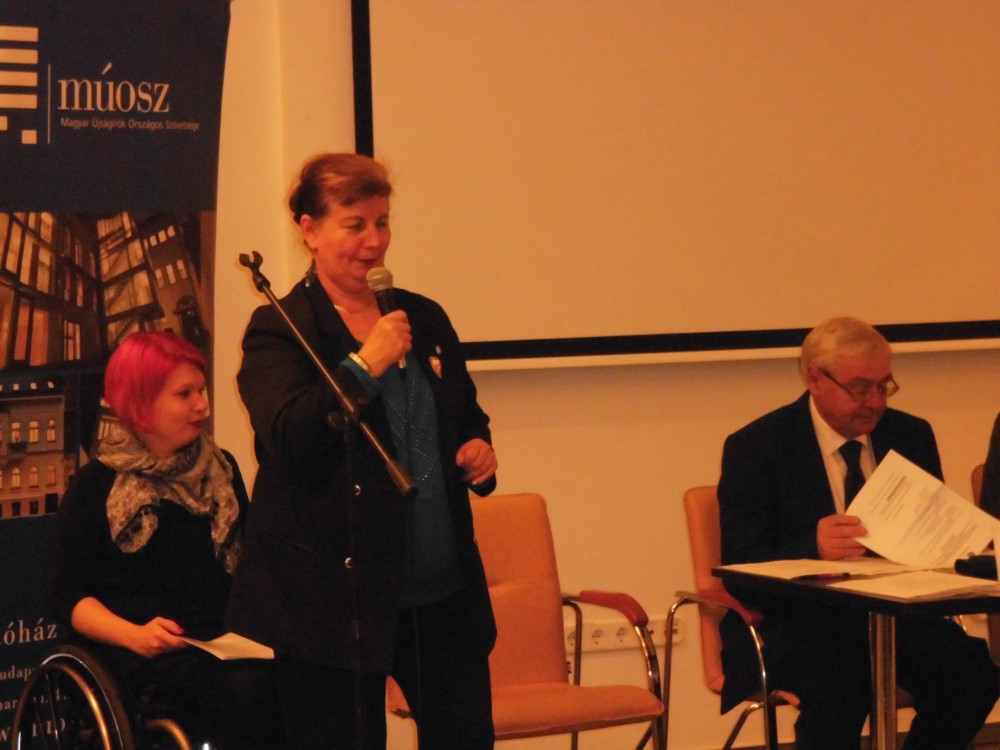 4 Garamvölgyi Annamária zsűritagként értékelte a pályaműveket.JPG