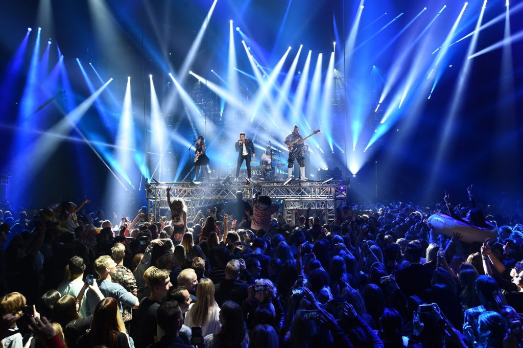 ROTTERDAM, NETHERLANDS - NOVEMBER 06: JinJoo Lee, Joe Jonas, Jack Lawless and Cole Whittle perform on stage at the MTV Europe Music Awards 2016 on November 6, 2016 in Rotterdam, Netherlands. (Photo by Ian Gavan/Getty Images for MTV)